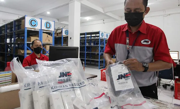 Cara Packing Barang Untuk Dikirim Lewat JNE