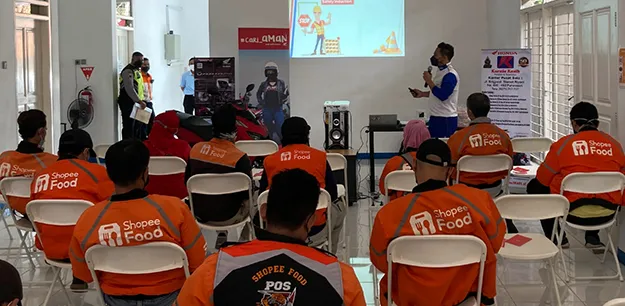 jenis layanan kantor shopee food manado